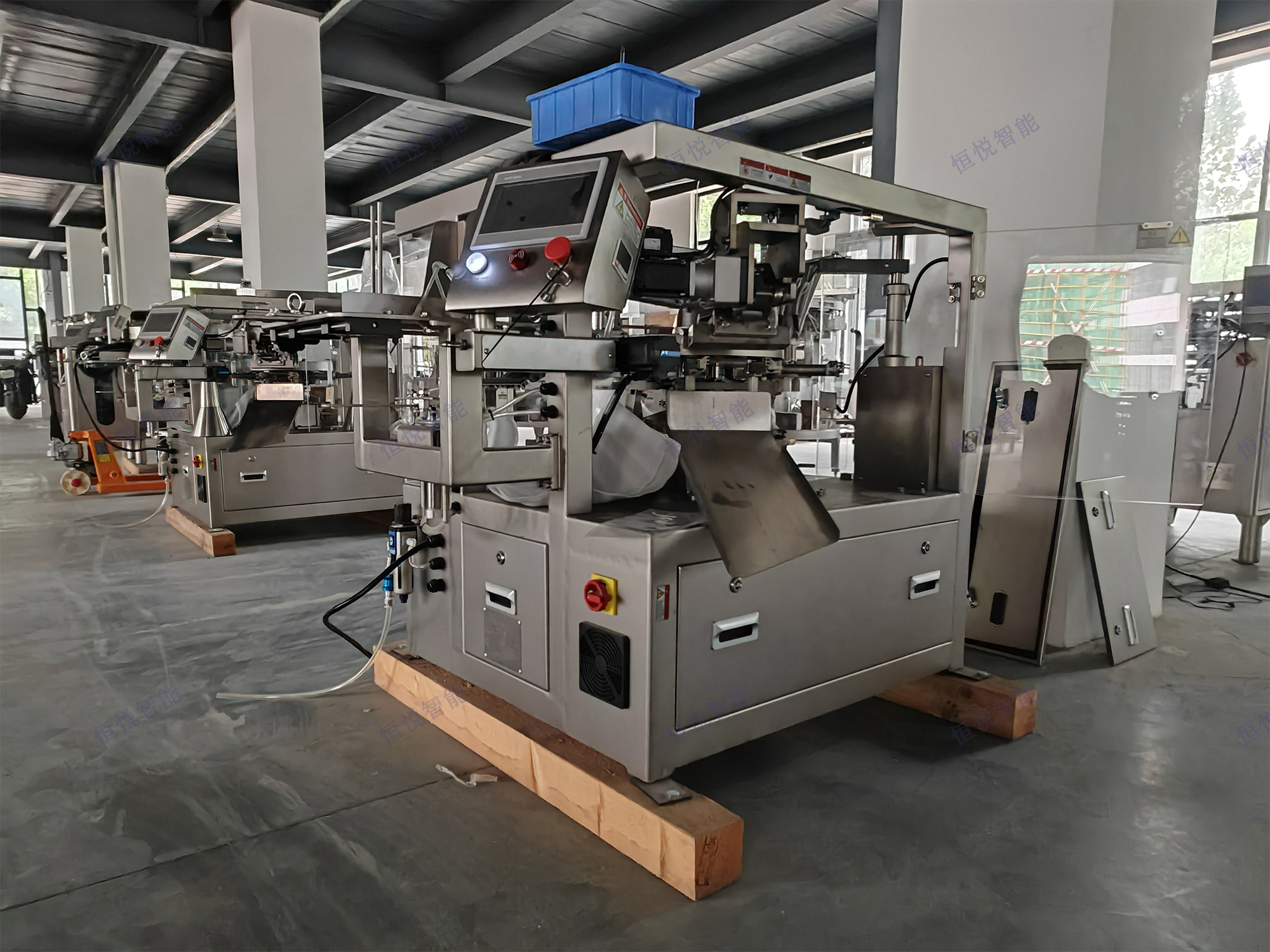 六工位给袋式包装机 六工位给袋式包装机