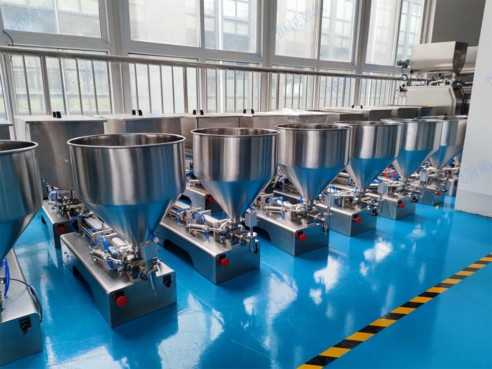 使用全自动液体包装机 使用全自动液体包装机