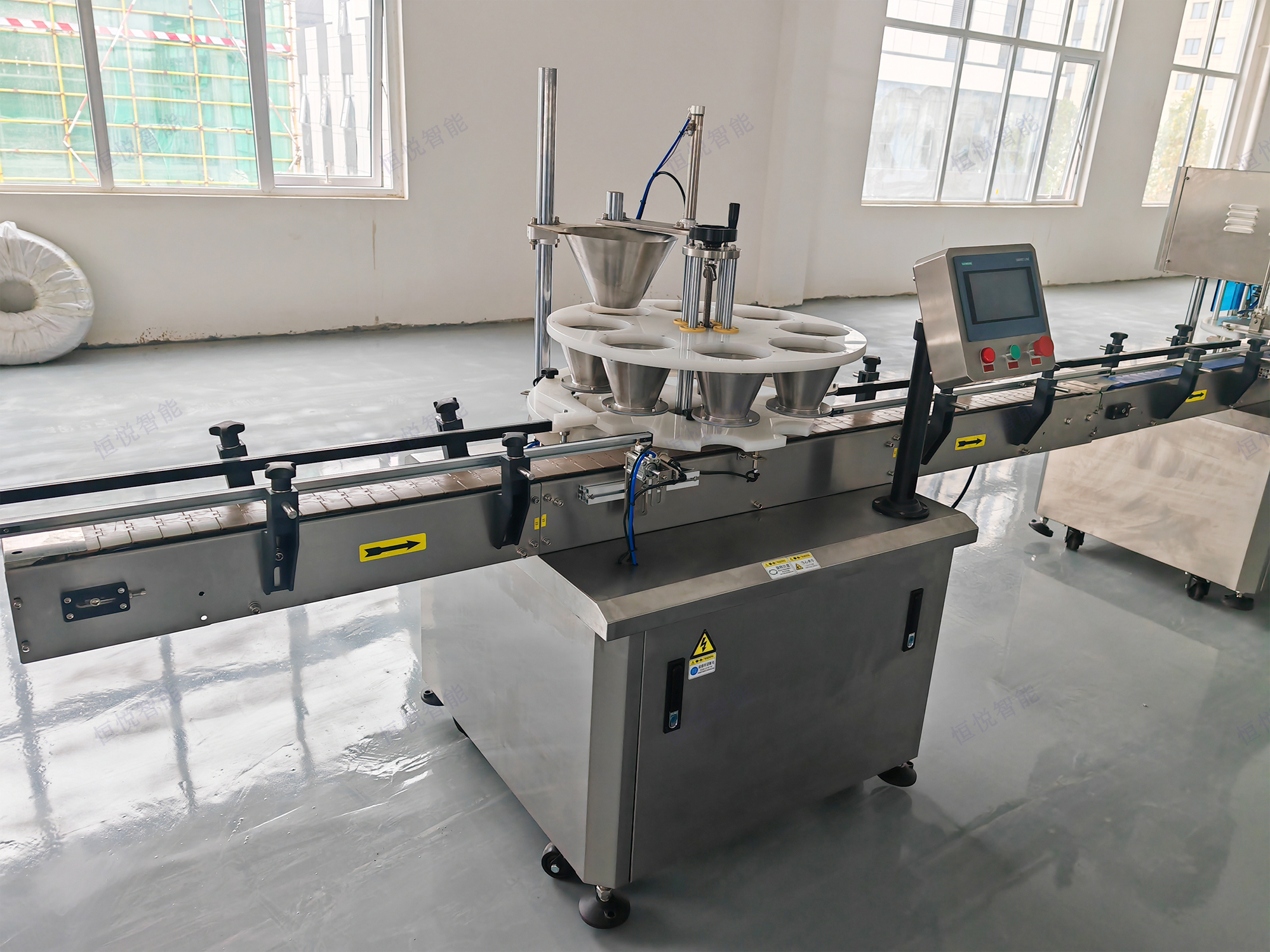 自动落料机平稳下料