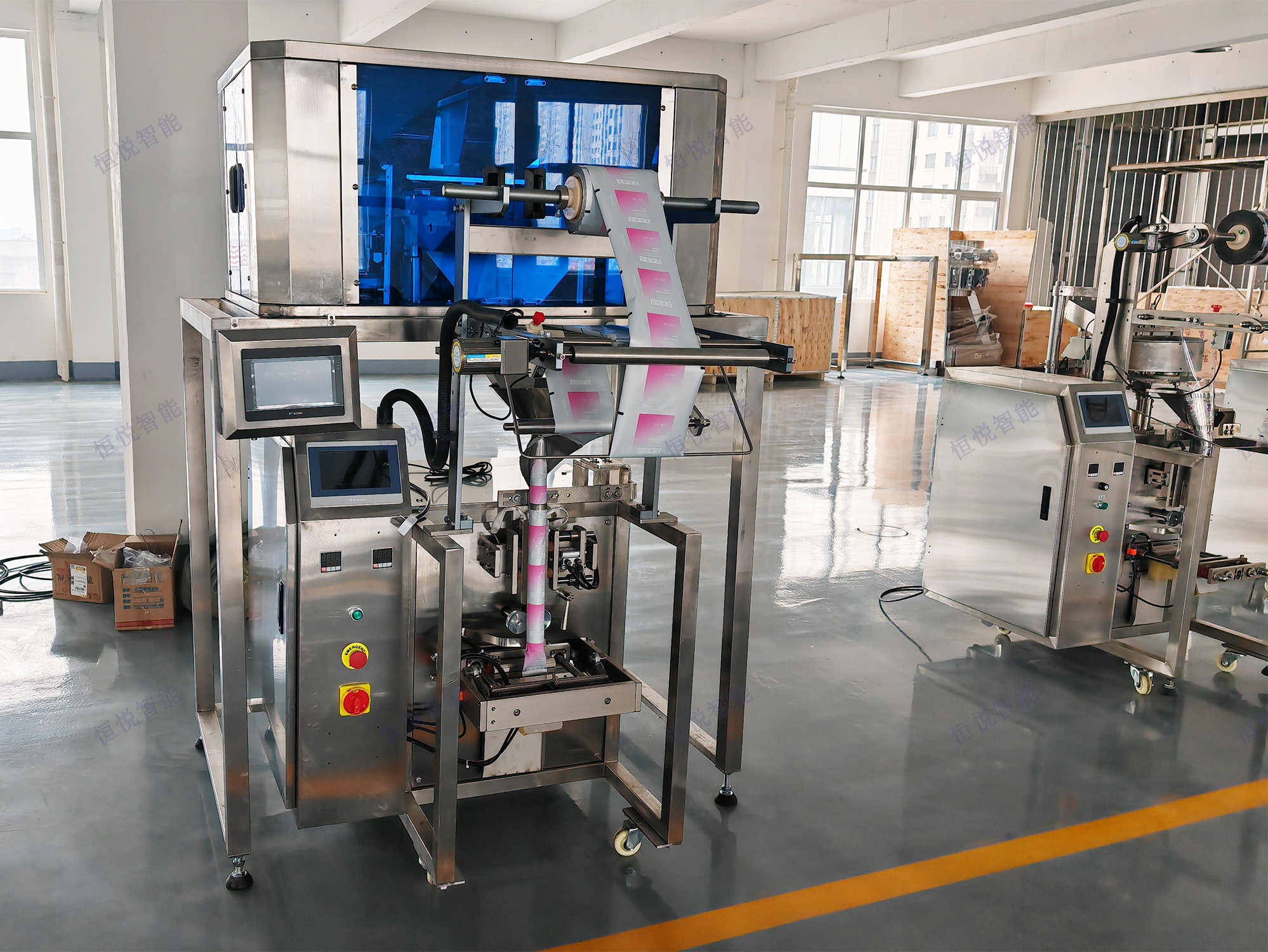 全系列小立式包装机均支持三边封、背封、枕式封等多种袋型